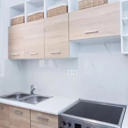 Apartment Ipeirou Central