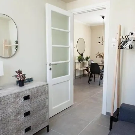 Ipeirou Central Apartment Athens